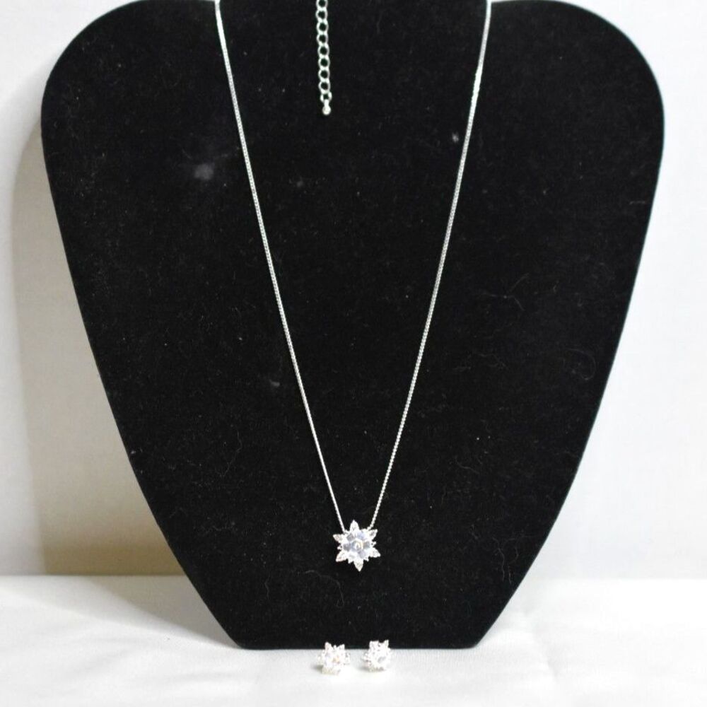 NVC Star Crystal Silver Tone Post Earrings/16" Y2k Bridal/Prom Necklace Set